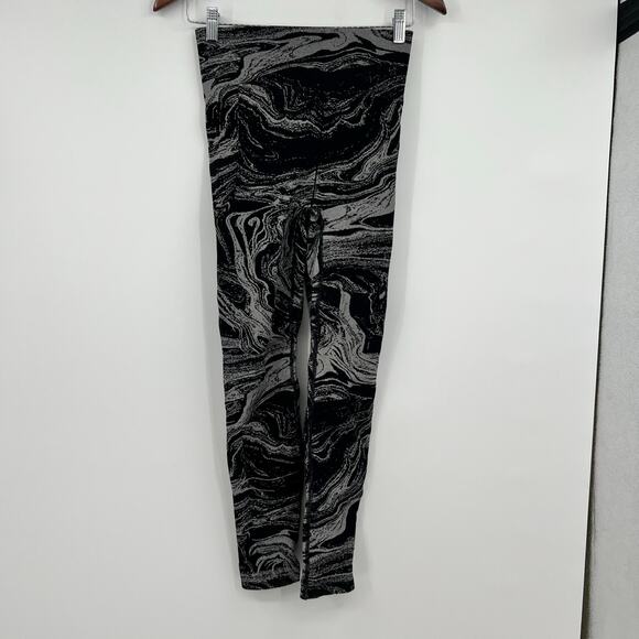 Athleta BUNDLE lot Aurora Shine tight Black & Cabernet Marble Seamless sz small - Picture 8 of 14